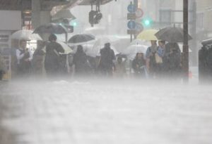 大雨に見舞われた鹿児島県本土、土砂災害の危険も週末に警報級大雨の恐れ