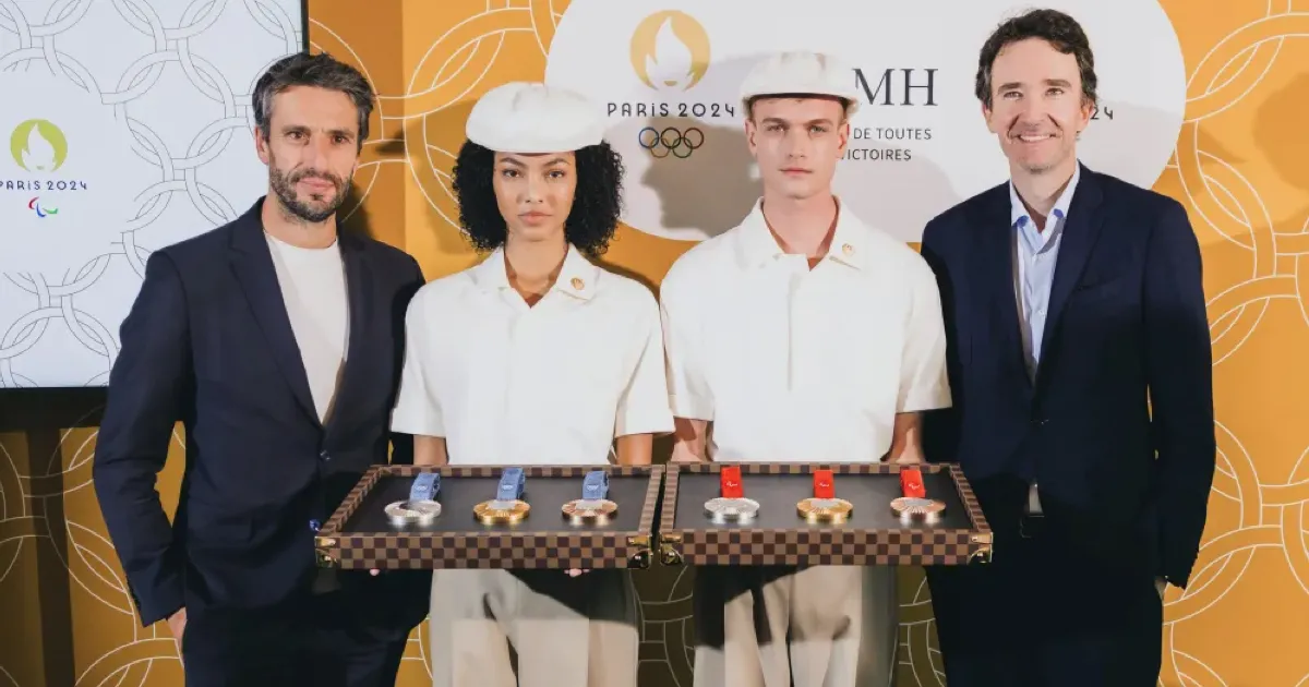 ルイ・ヴィトンが2024年パリ五輪のメダルトレーをデザイン！
