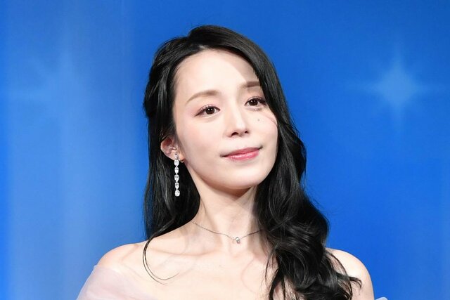 文春報道に言及した平野綾の最新情報