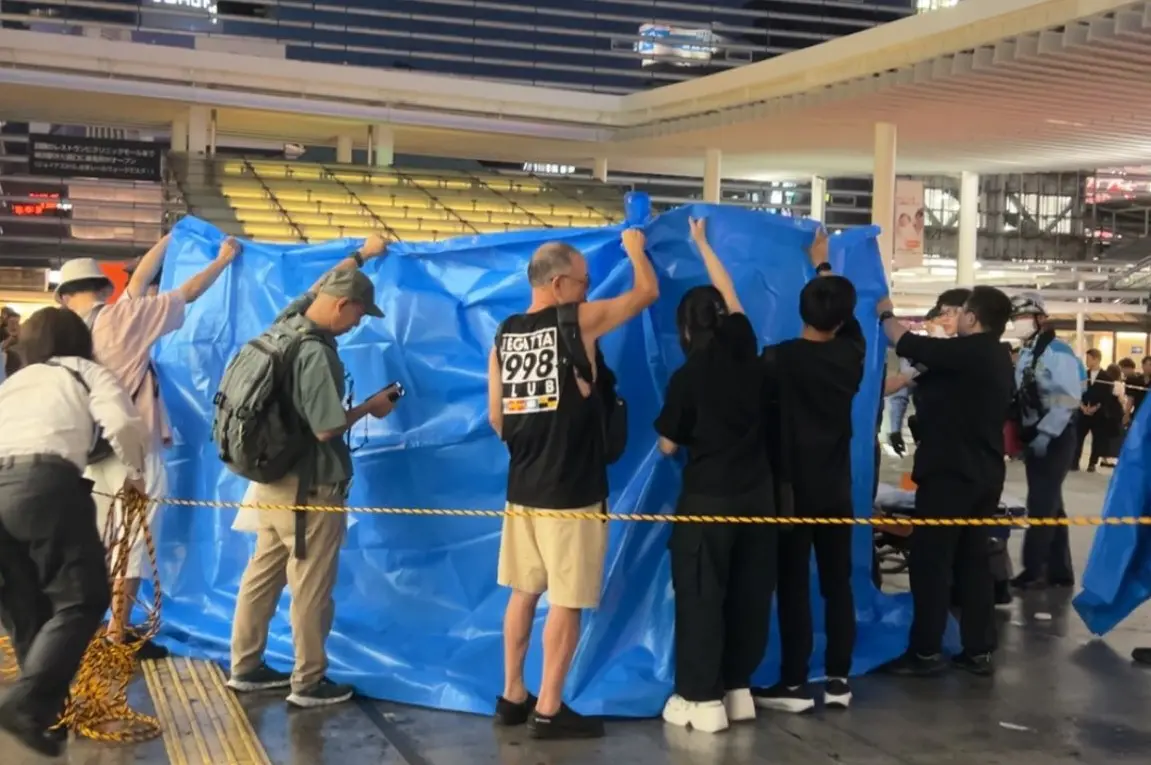 横浜駅西口での女性転落事故、２人の身元が特定される